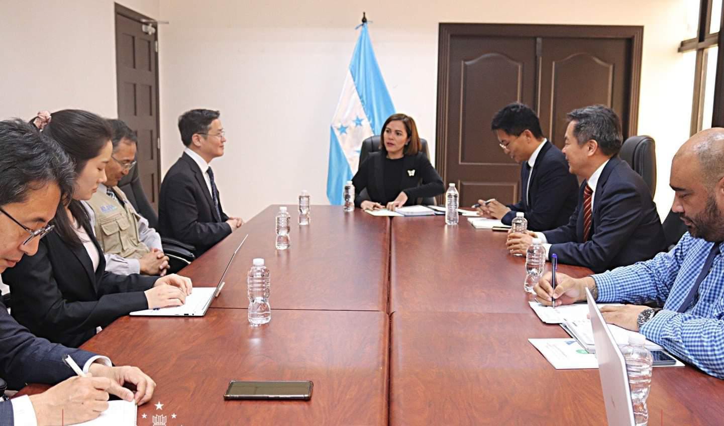 Honduras busca cooperación agrícola con la República de...